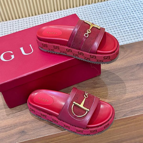 GUCCI Women’s platform slide sandal