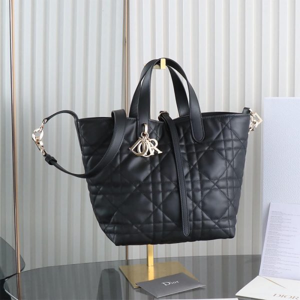 Medium Dior Toujours Vertical Tote Bag(high-end grade)
