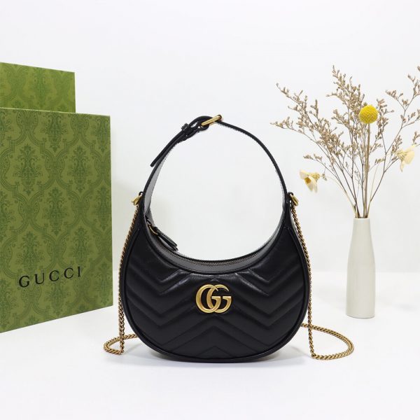 GG Marmont half-moon-shaped mini bag