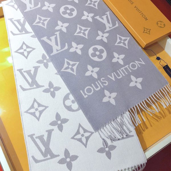 LV ESSENTIAL Scarf