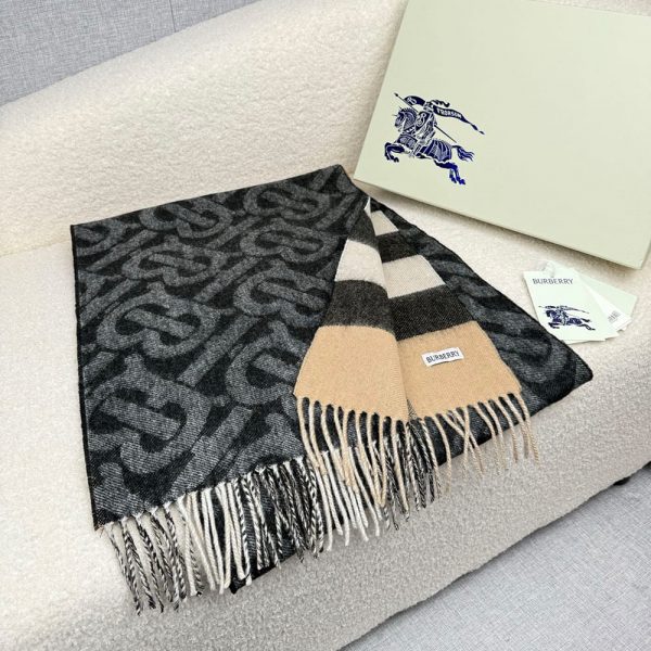 BURBERRY Reversible Check And Monogram Cashmere Scarf