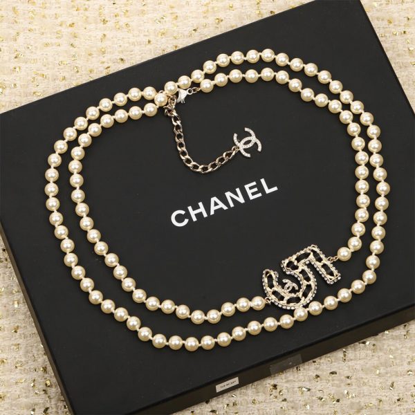 CHANEL PEARL NECKLACE
