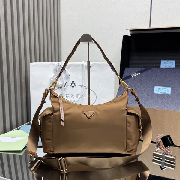 Prada Explore large Re-Nylon and leather bag(HIGH-END GRADE)