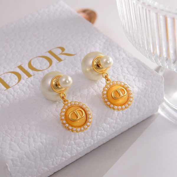 DIOR PEARL EARRINGS
