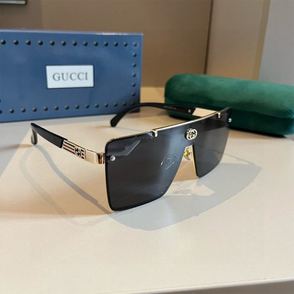 GUCCI SUNGLASSES