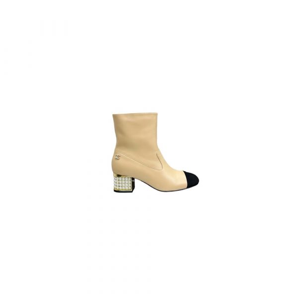 CHANEL Boots