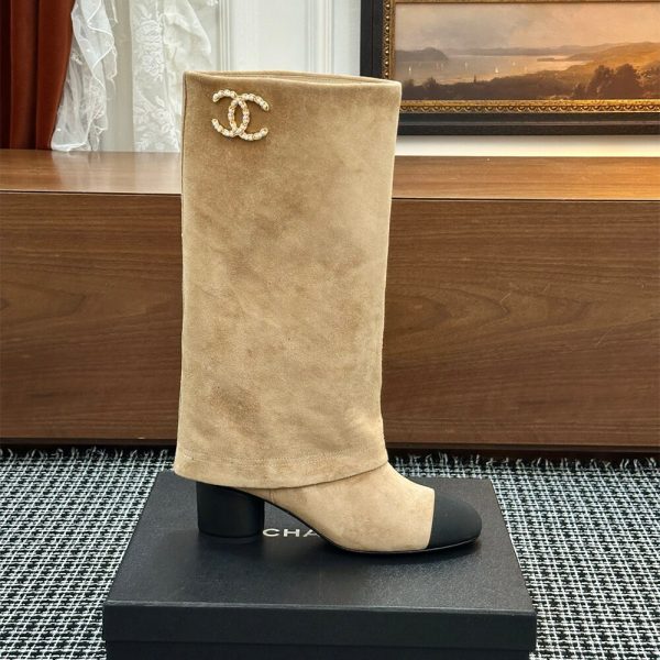 CHANEL Boots