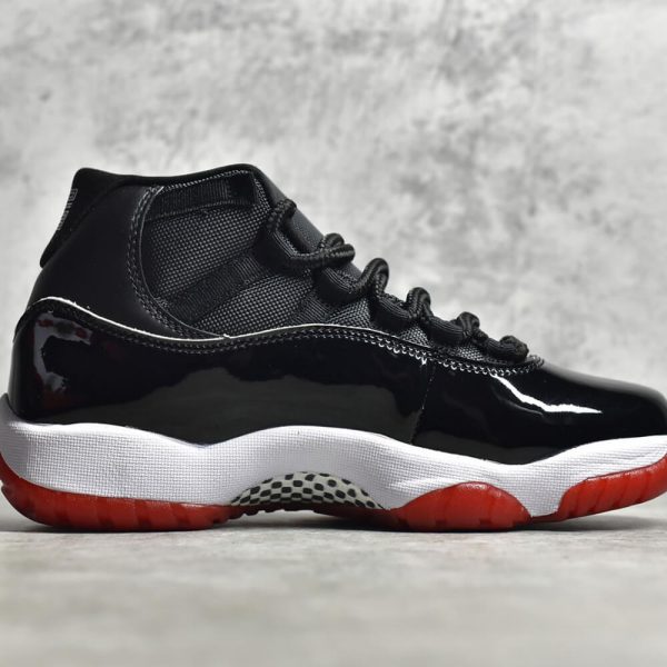 Air Jordan 11 Retro Bred