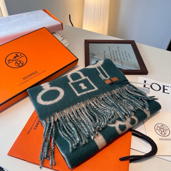 HERMES Casaque Porte-Clefs Scarf