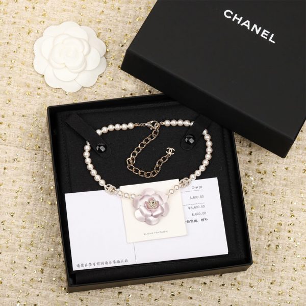 CHANEL Pearl Necklace