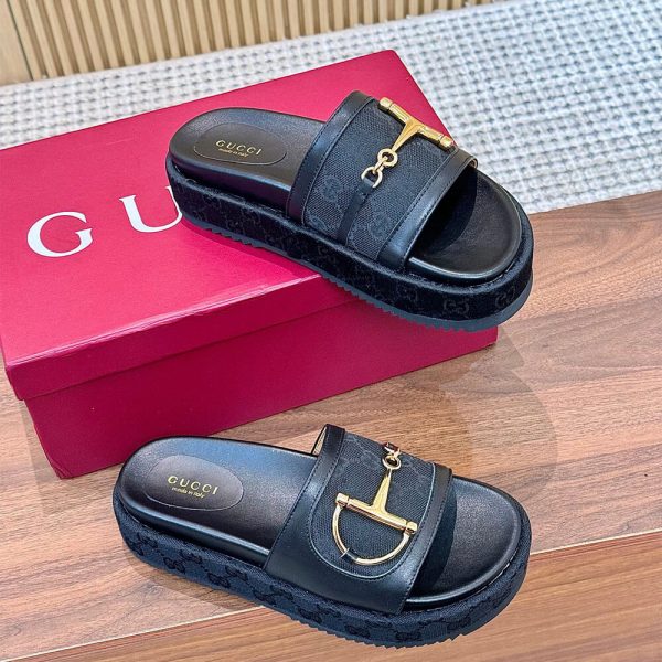GUCCI Women’s platform slide sandal